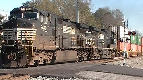 Perfect Georgia  Day & A Train 12-2-11.mpg