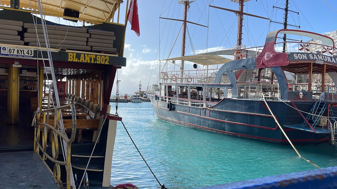 Walking old city Antalya | February 2026