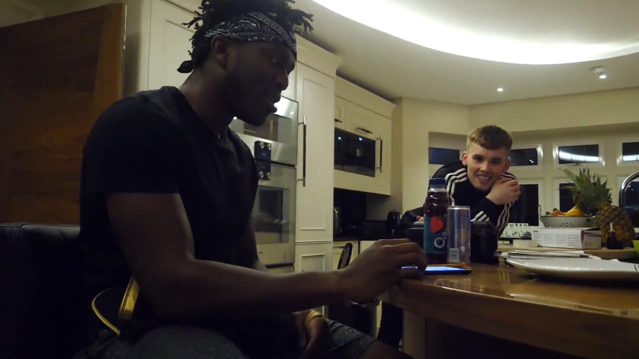 KSI finds a new boyfriend on tinder - YouTube