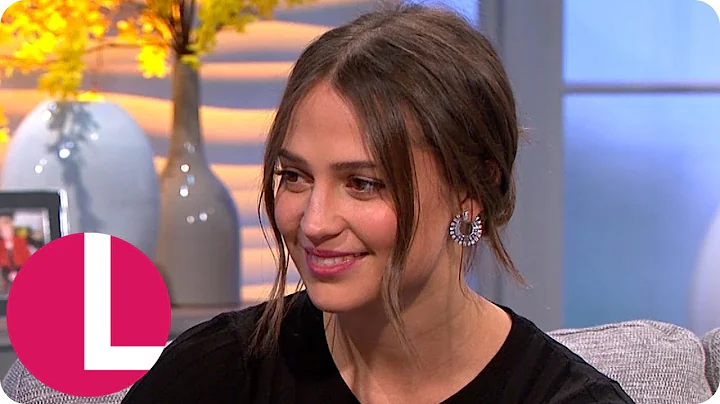 Alicia Vikander Had An 8-Pack Whilst Filming 'Tomb...