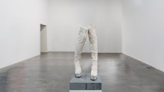 Sarah Lucas - Jubilee - Newport Street Gallery - London - October 2019
Sarah Lucas: https://en.wikipedia.org/wiki/Sarah_Lucas
Newport Street Gallery: https://www.newportstreetgallery.com/
Location: https://goo.gl/maps/f2new9aN4ZG2
Nottingdale: https://www.nottingdale.co.uk/latest/spotlight-on-art-sarah-lucas/
Bonus track: https://www.youtube.com/watch?v=N3A8uNG3GH4
Spotify playlist of nearly all the erasedculture videos bonus tracks, Tarquin claims it’s a musical education:
https://open.spotify.com/user/mdoorb/playlist/7lsSS5GwgUqlMDINuH0BN7 Sarah Lucas - Jubilee - Newport Street Gallery - London - October 2019