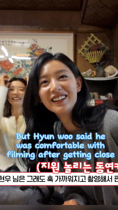 She was awkward earlier but he doesn't think so😂 #queenoftearskdrama #kimjiwon #kimsoohyun #kdrama