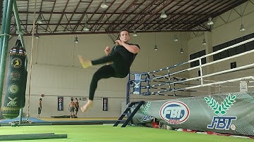 Backside 900 Tutorial #tutorial #backside900 #kicking #tricking #kicks #martialarts