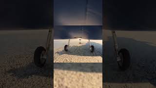 Landing is easy #rcplane #maybaydieukhien #aviation #short