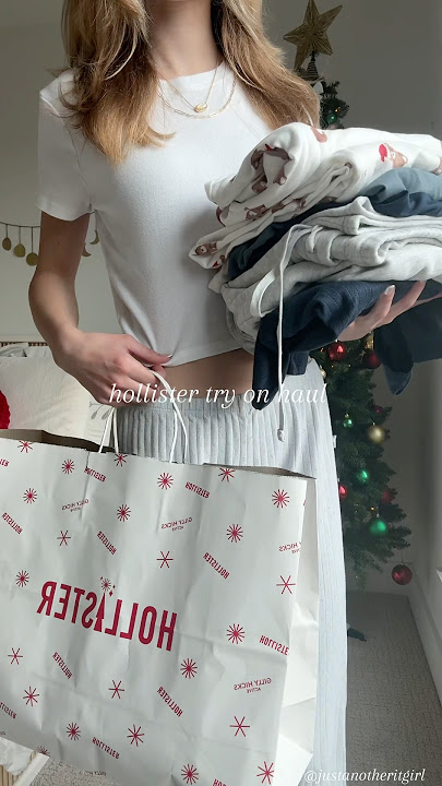@hollisterco try on haul🧸🎀❄️ #haul #cleangirl #aesthetic #itgirl #fy #clothes #viral #christmas