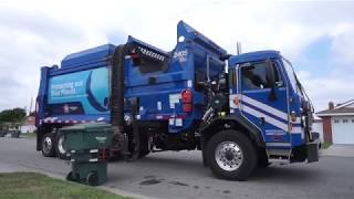 Republic Services - Peterbilt 520 - McNeilus ZR