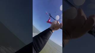 Backroll Kiteloop on the Harlem Thrive 10m | Kitesurfing Tricks #kitesurfing #harlemkites #shorts