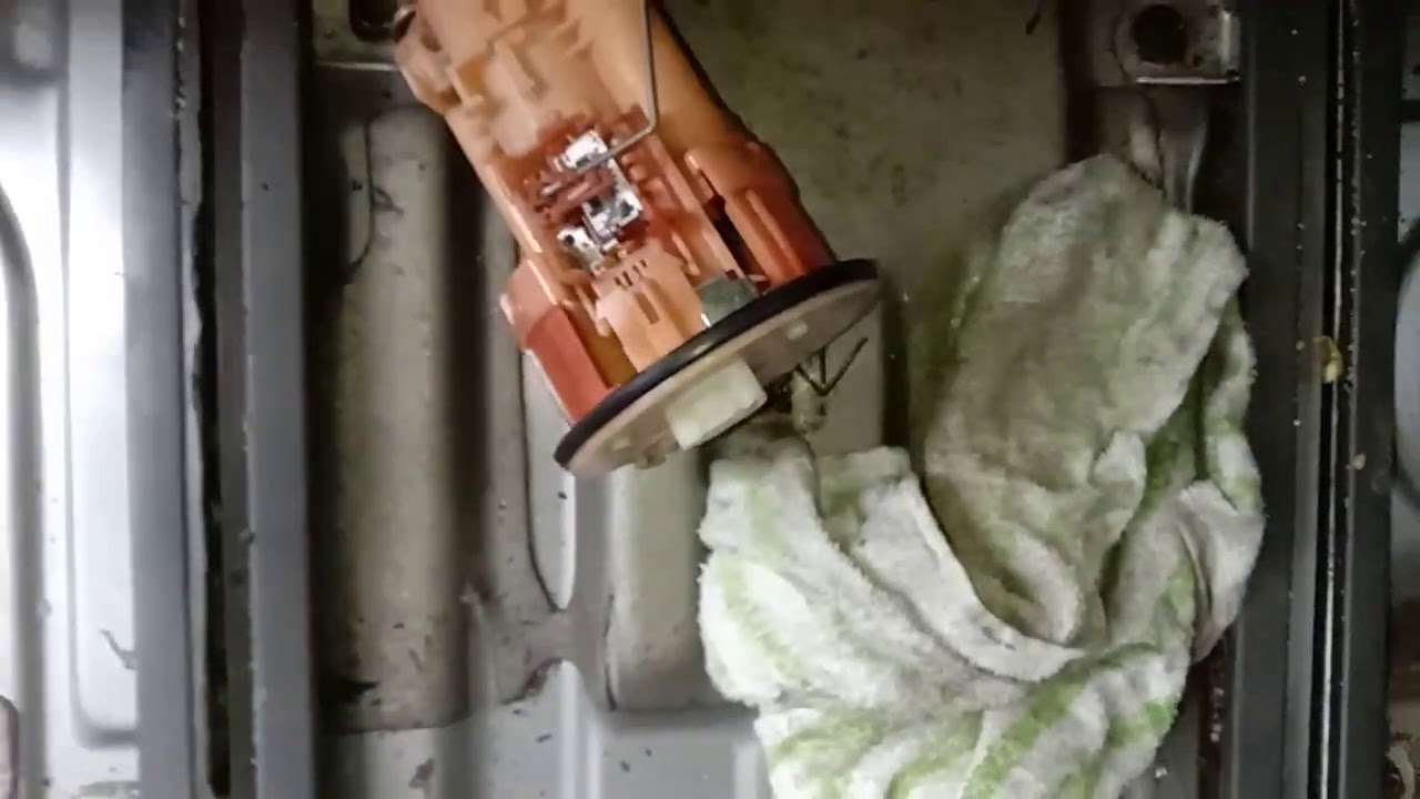 Cara tukar fuel pump estima acr30 2.4 YouTube