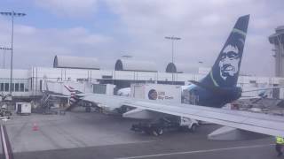 Alaska Airlines A320 taxiing in LAX heading to San Francisco