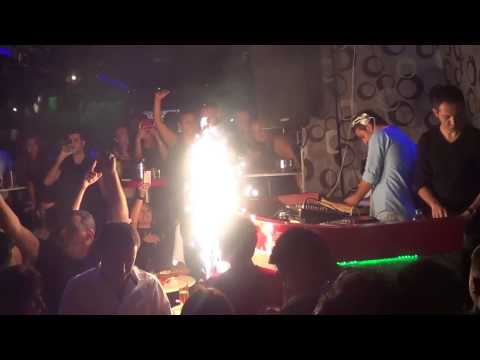 Dj ibrahim Çelik - Let's Party (İntro)