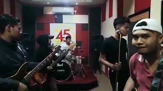 Download Mp3 First Vidio - Cover Selamat Pagi Solo  "Mooca Caboel" (Cover Band YIT) Gudang lagu Download Mp3 First Vidio - Cover Selamat Pagi Solo  "Mooca Caboel" (Cover Band YIT)