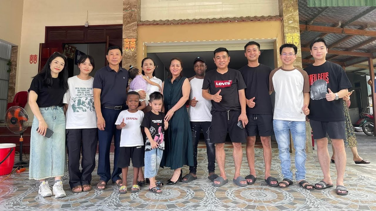 Bố Quý Mẹ Liệu Đau Buồn Gọi Cho Nam Hoàng Khẩn Cấp Về Tin Đồn Rạn Nứt Với Nhật Lệ Và Quang Linh 