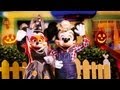 Mickey's Boo-To-You Halloween Parade at Walt Disney World (in HD)