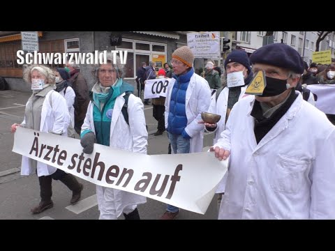 ?? C-Demo Freiburg: "Ärzte stehen auf" - Warum Ärzte auf die Straße gehen - mit Interview