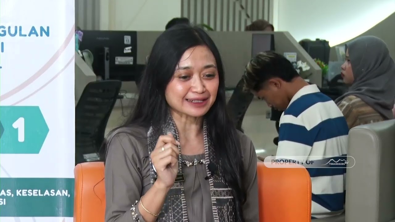LEBIH DEKAT