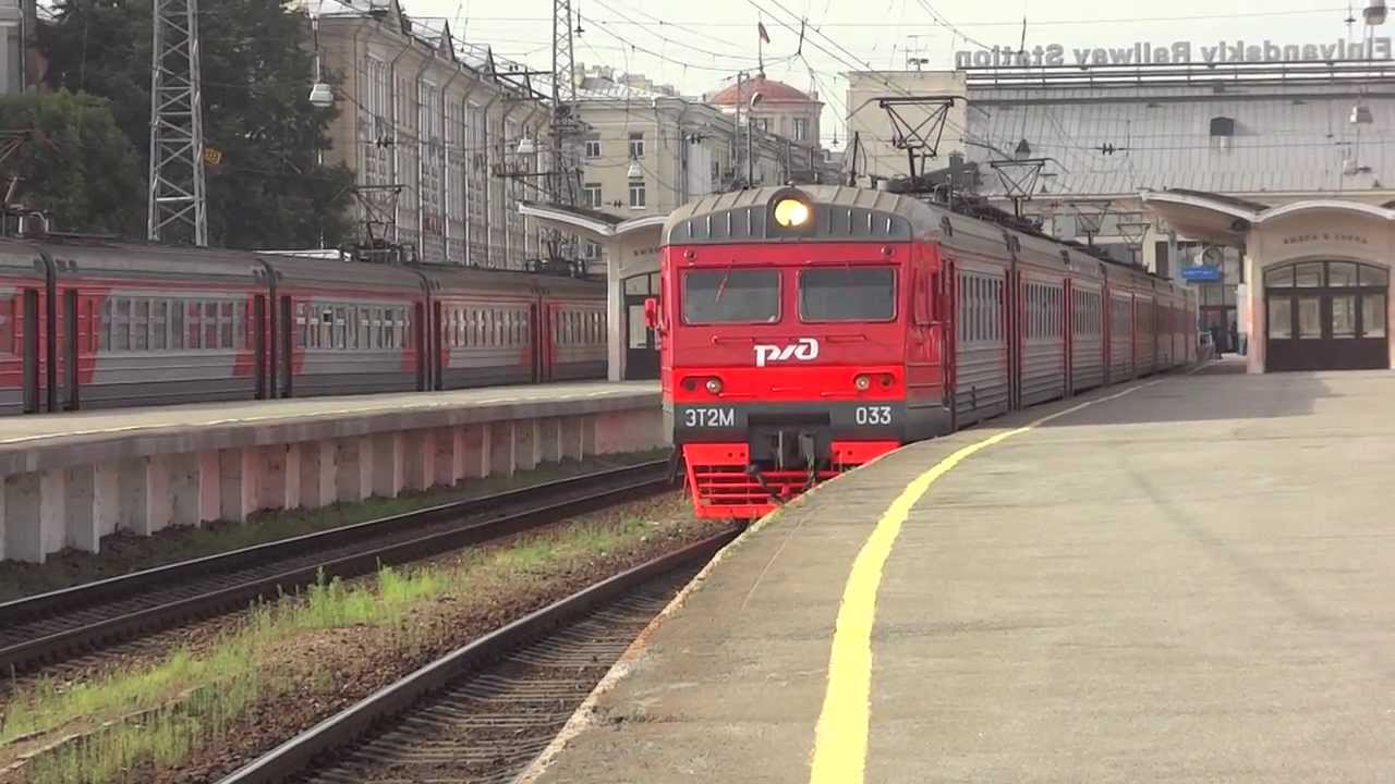Моторный вагон эт2м