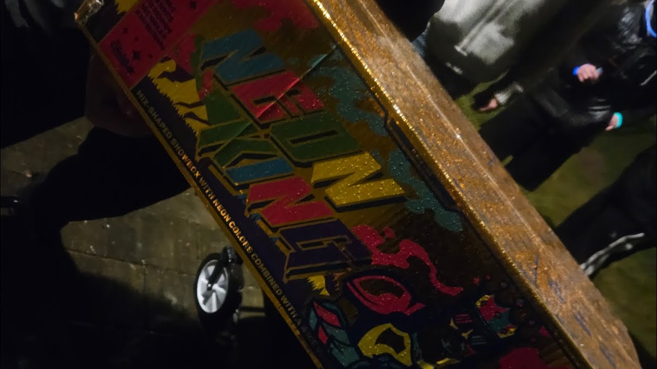 0:00 Action Abschlussverbund | Iskra - Neon King!!! Geisteskranker Verbund