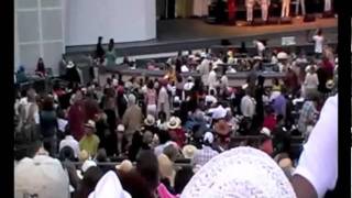 32nd Playboy Jazz Festival 2010 - Salif Keita screenshot 3