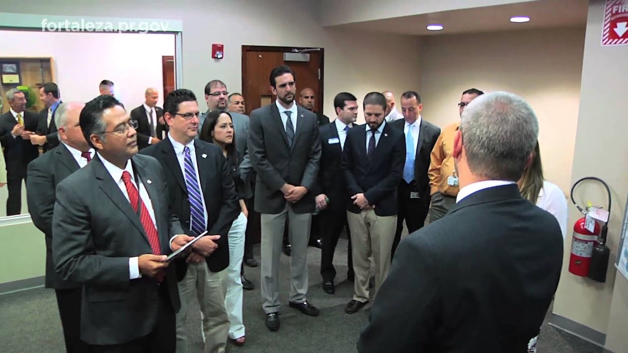 Gobernador Visita la Empresa HP en Aguadilla YouTube