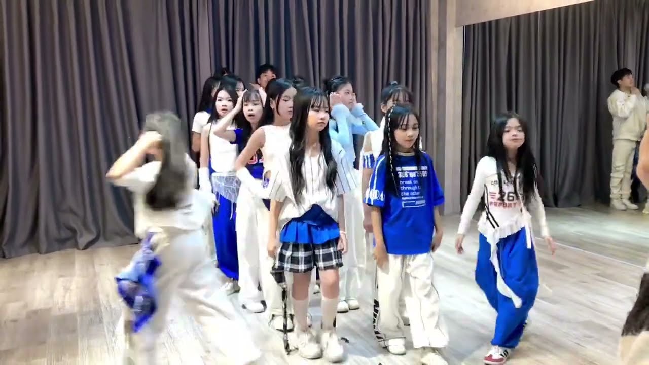 🔥[Dance battle]| Which team wins? #dance #dancechallege #trending 