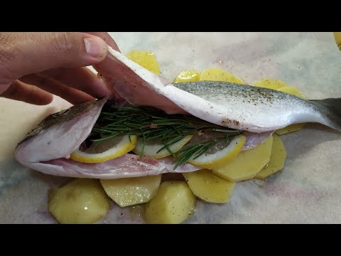 حوت سمك بأزير و الحامض على الطريقة الاسبانية روعة روعة وسلطة منعشة     