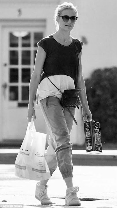 Cameron Diaz and Benji Madden💞The actress wanted more simplicity in every day of her life