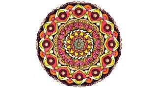Мандала в теплой цветовой гамме. / Mandala in warm colors.