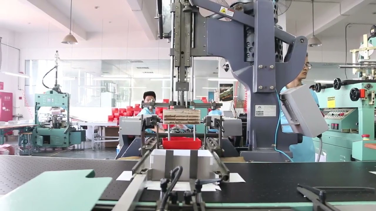 Gift Box Production Direct Shot