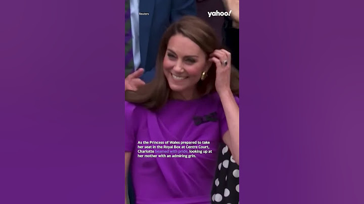 Princess Charlotte's reaction to Kate Middleton's standing ovation at Wimbledon | #yahooaustralia