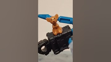 Thundercracker dice que saluden a su pequeño amigo #transformersstopmotion #thundercracker #buster