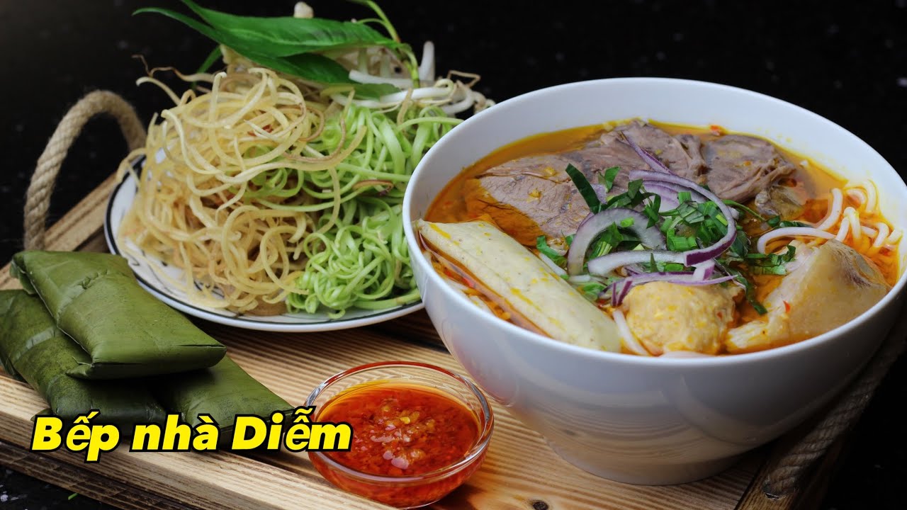 Hướng dẫn Cách nấu bún bò đơn giản – Bún Bò Huế – Huế Noodle Soup – Cách nấu bún bò tại nhà ngon như tiệm | Bếp Nhà Diễm |