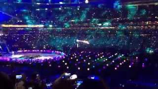 Video voorbeeld van "Katy Perry, fireworks at Super Bowl 2015"