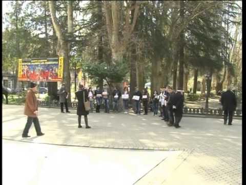 „ეს შენ გეხება, ისევ გვისმენენ\" - კამპანიის ფარგლებში აქციები გრძელდება.