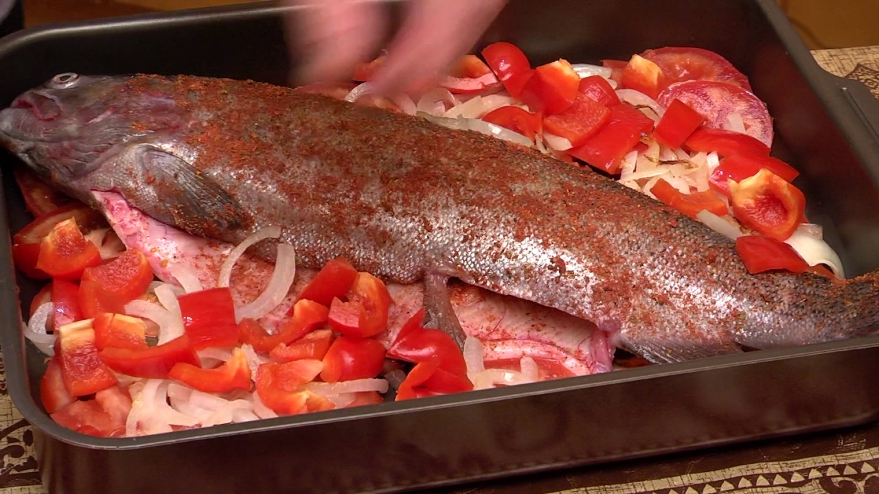 крупная рыба. мороженое с икрой ряпушки. простипома рыба. видео рыбный. рыбные блюда.