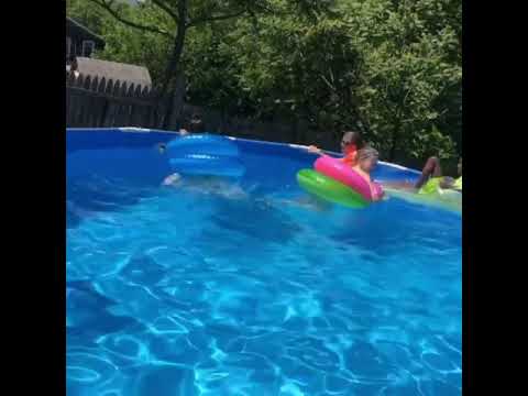 At my friends pool - YouTube