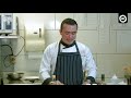 Masterclass con el Chef Diego Jarquín cocinando ensalada caprese y Risotto con cabrito asado