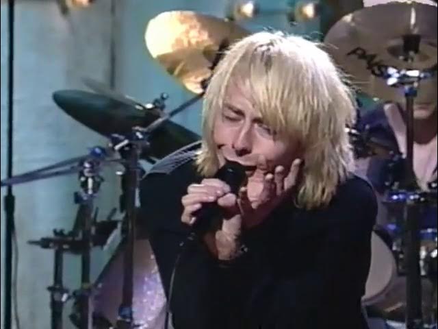 Radiohead - Creep (Live on "Late Night with Conan O'Brien", 9/14/1993)