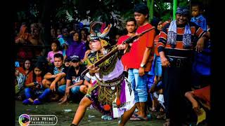 Story wa lagu Lathi versi foto dan video Erina Celeng