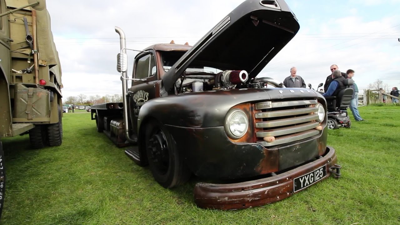 First Earls Barton Classic Car Meet of 2017! YouTube