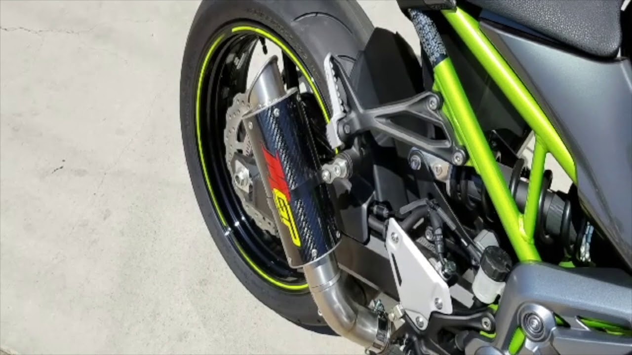 Kawasaki Z900 with MGP Exhaust - YouTube