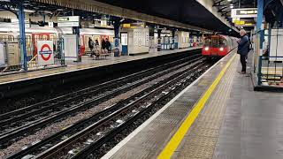 Random Tube Trains At Turnham Green