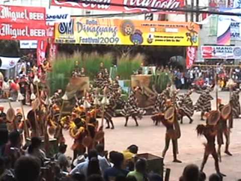 Dinagyang Competition 2009 Results: 4th runner-up: Tribu Himal-us (Province of Guimaras) 3rd: Tribu Silak (Iloilo City National High School) 2nd: Tribu Ilonganon (Jalandoni National High School) 1st: Tribu Bola-Bola (Iloilo National High School) Champion: Tribu Paghidaet (La Paz National High School) Special Awards: Best in Music: Tribu Paghidaet Best in Performance: Tribu Paghidaet Best in Headdress: Tribu Paghidaet Best in Discipline: Tribu Atub-atub Best in Choreography: Tribu Paghidaet Best in Street dance: Tribu Bola-Bola Best in Costume: Tribu Paghidaet