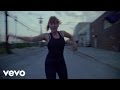 Sylvan Esso - The Glow (music video)
