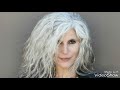 How to turn white hair into black