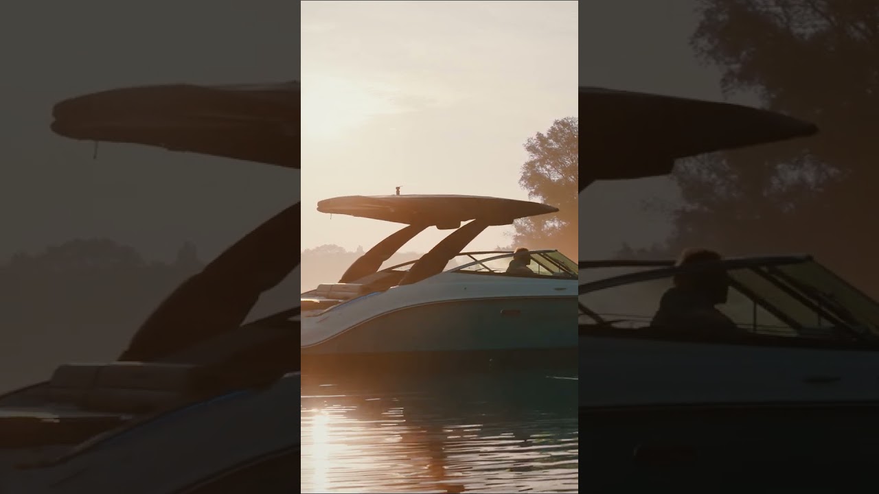 SEARAY SLX 260 – Sporty. Sleek. Unforgettable.