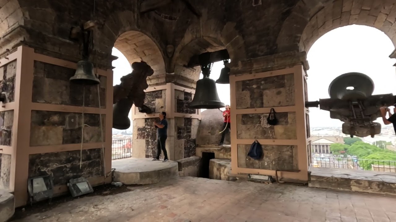 Repique, segunda llamada, Catedral de Guadalajara, torre sur