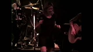 Lush &amp; Neil Halstead perform &quot;Ciao&quot; live in 1996