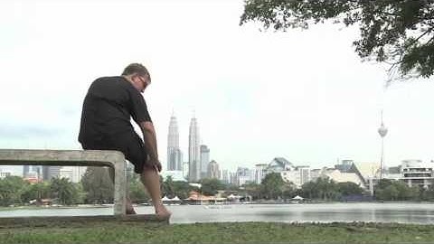 Video Tutorial #78 Dr James Stoxen DC Demonstrates Deep Tissue Treatment of the Knee