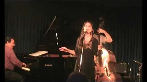Rebecca Mendoza Travelling Blues
