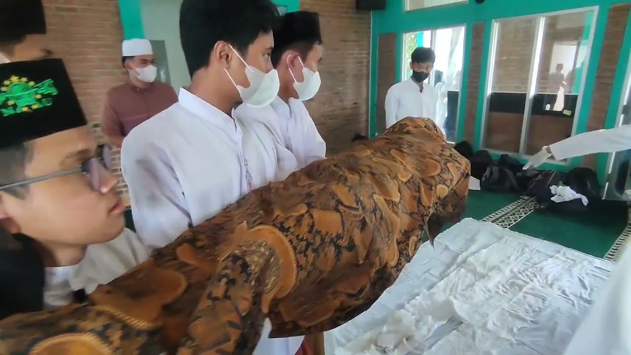 PROSEDUR MENGURUS JENAZAH